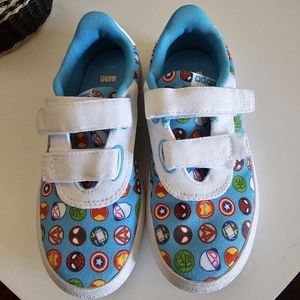 ADIDAS X MARVEL SUPER HERO ADVENTURES VULC RAID3R SHOES